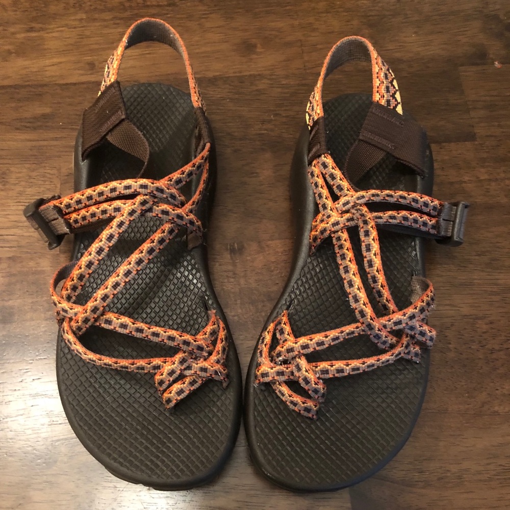 Women’s newer ZX/2 chacos